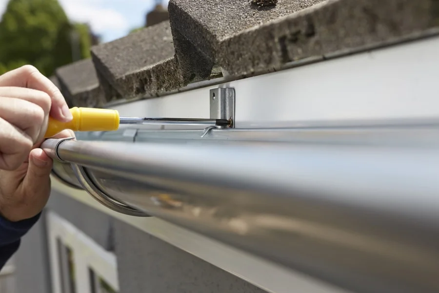 Professional Gutter Repair in Sauk Village, IL